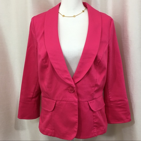CAbi Jackets & Blazers - CAbi Blazer 💕